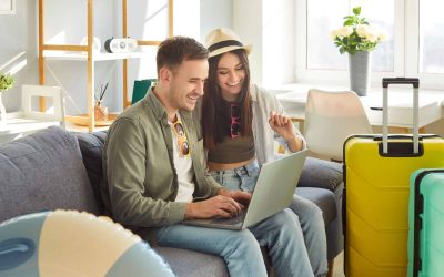 Couples who travel together often have these 10 habits