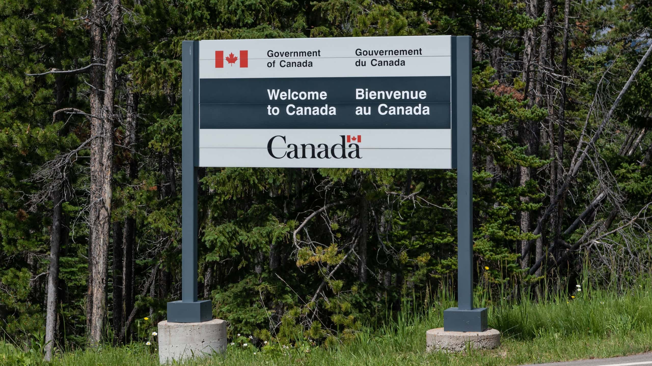 Canadian Border, Canada: July 1, 2018: Welcome To Canada Sign