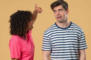 10 things women accidentally say that makes men lose interest