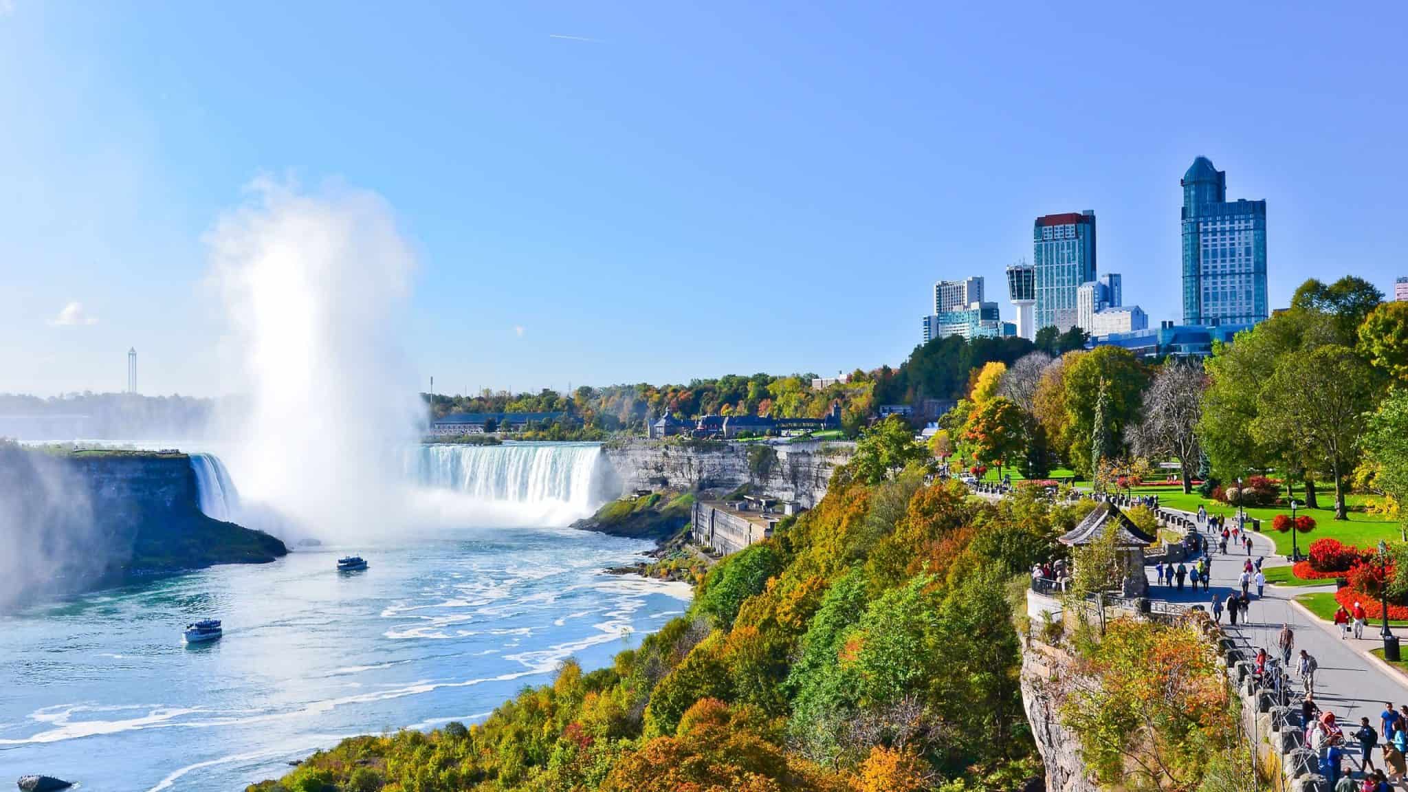 Tourist traps that cost Canadians more than anywhere else in the world ...