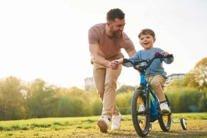 Parents who reject screen time swear by these 11 engaging activities