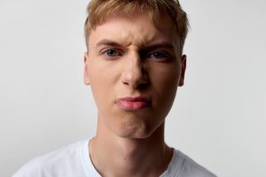 If a man has these 10 habits, he is likely a low-quality human being