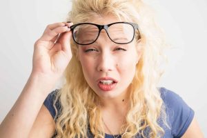 8 symptoms of vitamin B12 deficiency people shouldn’t ignore, doctors explains why