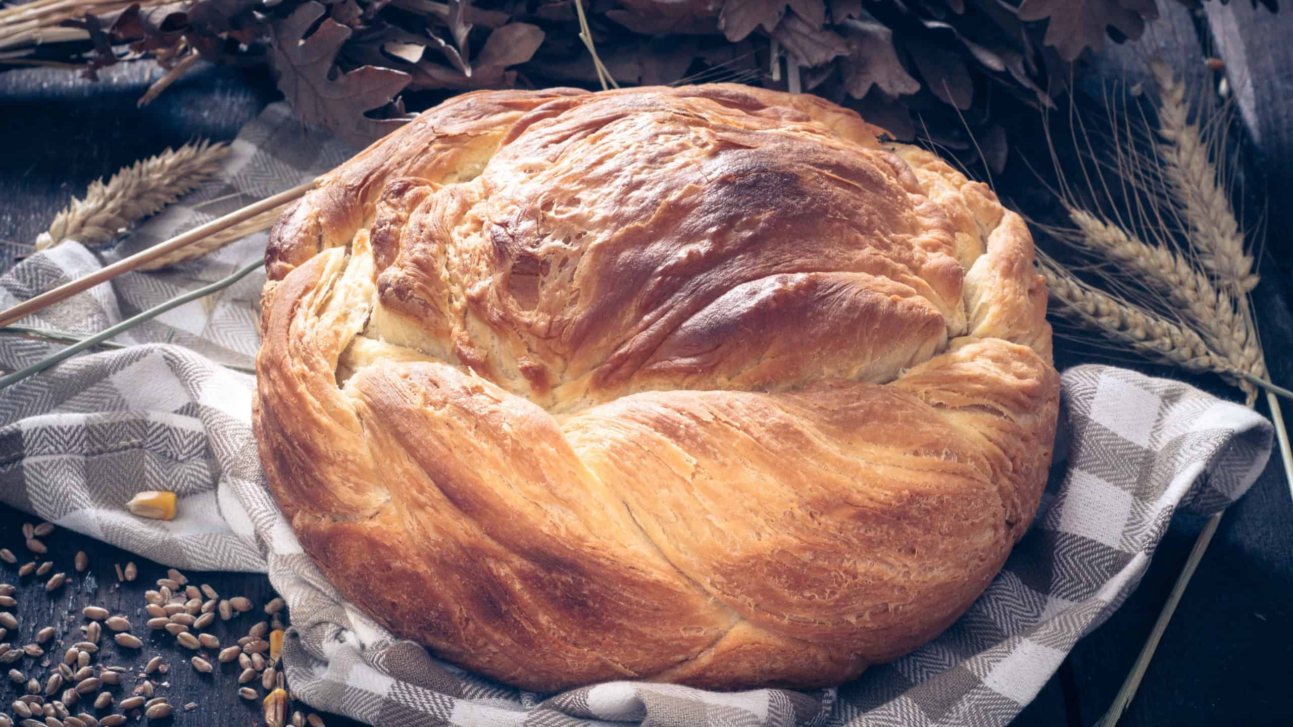 Homemade banncok bread with fat and white flour