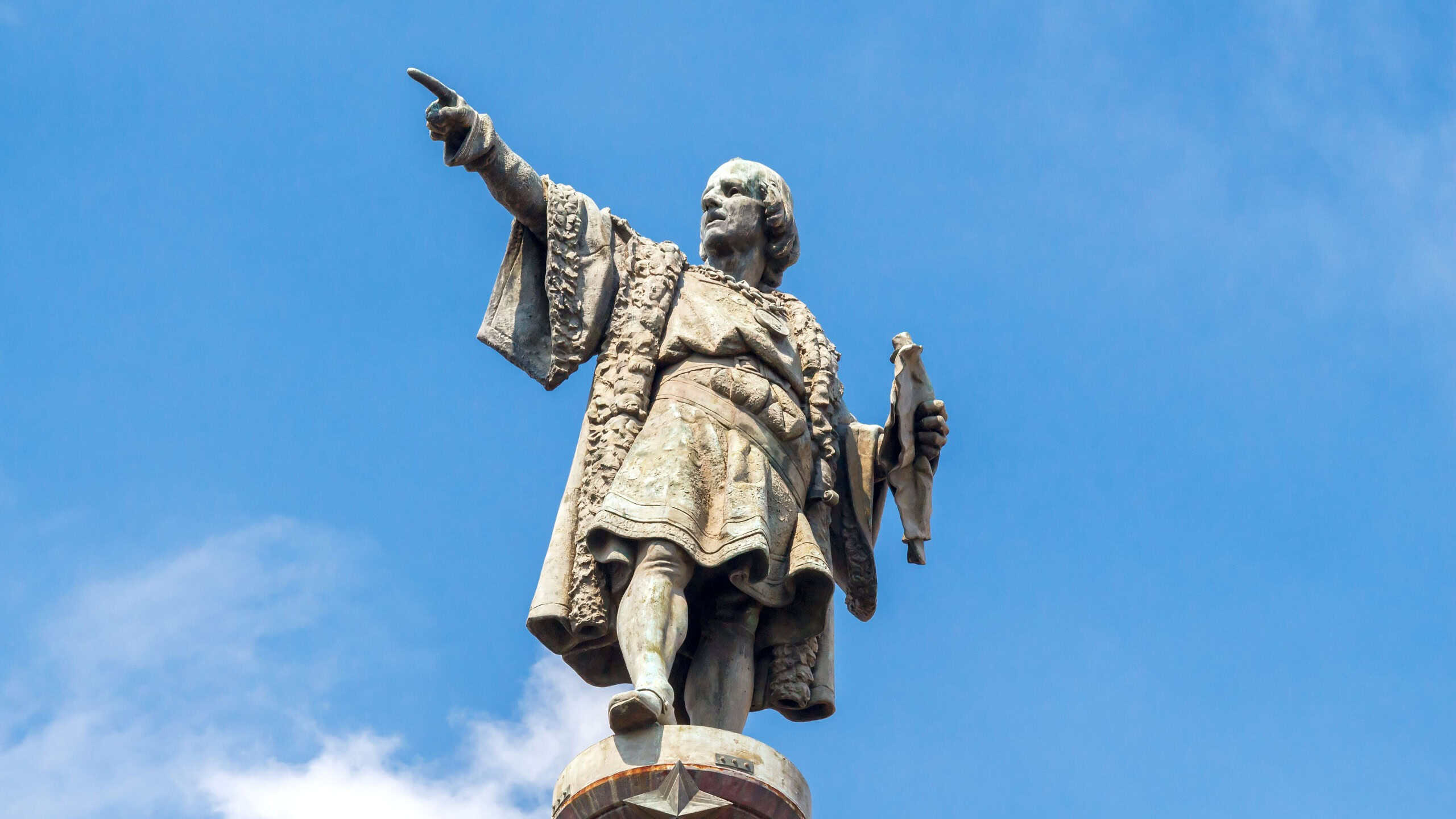 Christopher Columbus monument on the central promenade of Barcelona.