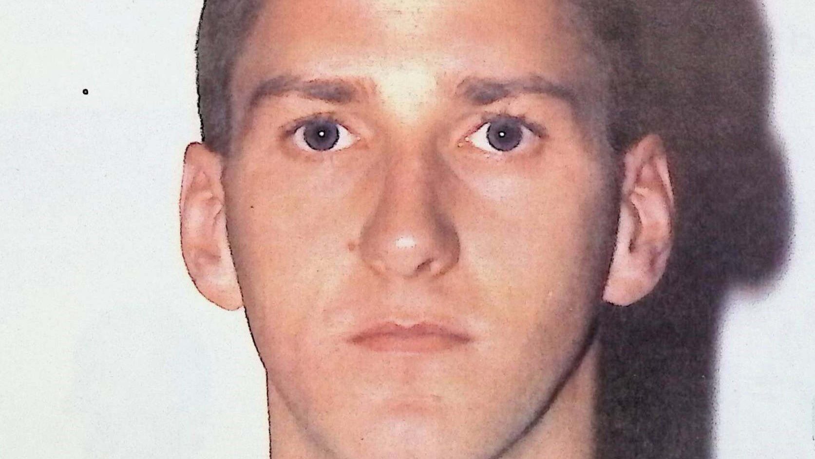 Timothy McVeigh FBI mugshot