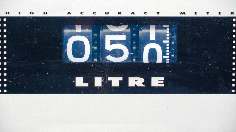 50 liter gas in the indicator it shows that there are 50 liters of gas has been put on the tank