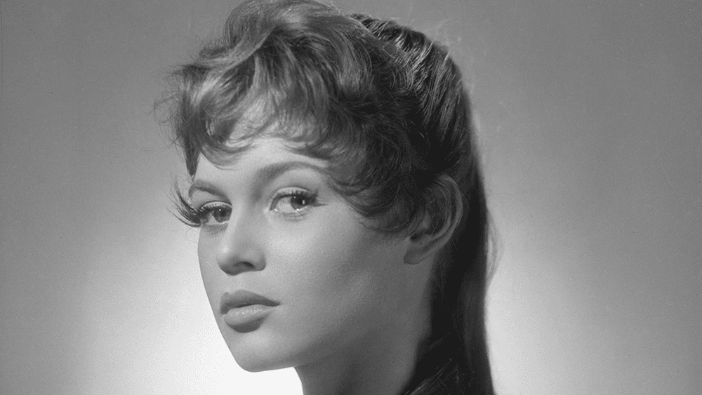 BrigitteBardot-StudioHarcourt-1954
